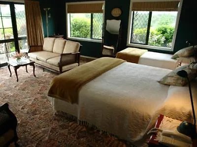 Clover Downs Homestead Rotorua Bed & Breakfast